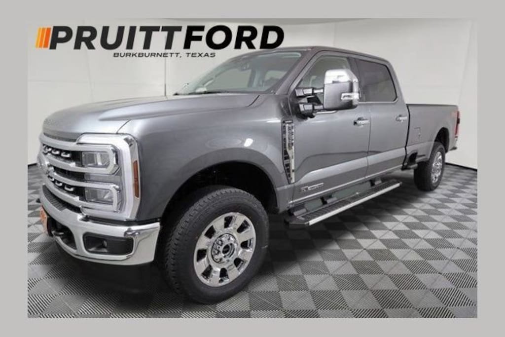 New 2026 Ford F-350 Lariat Truck Crew Cab