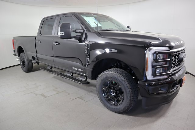 2026 Ford F-350 XL photo 3