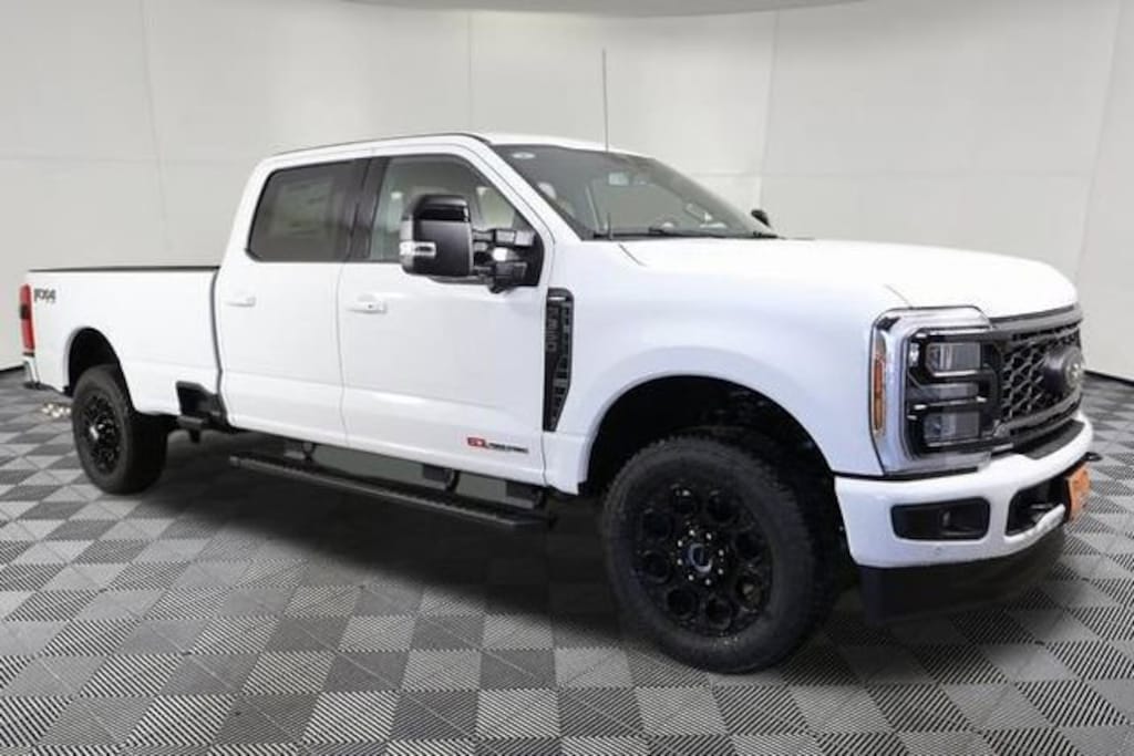 New 2026 Ford F-350 Platinum Truck Crew Cab