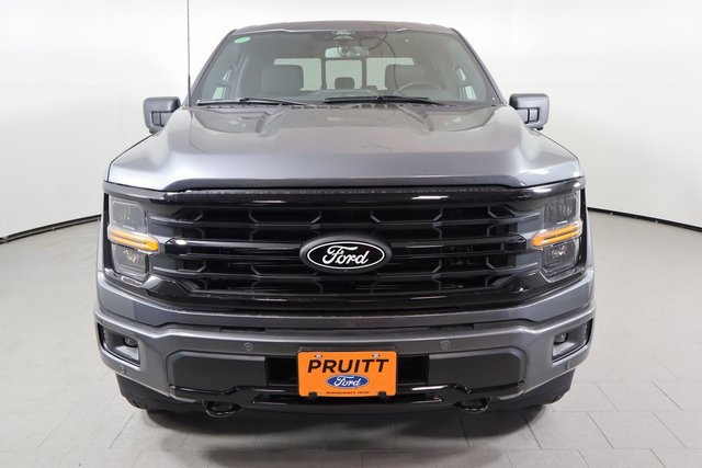 2025 Ford F-150 XLT photo 2