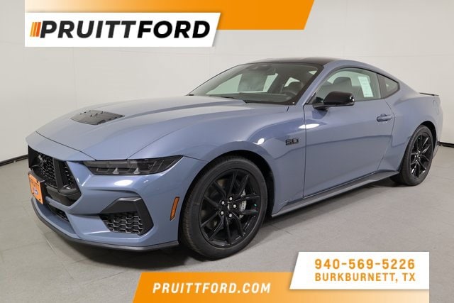 2025 Ford Mustang Coupe 