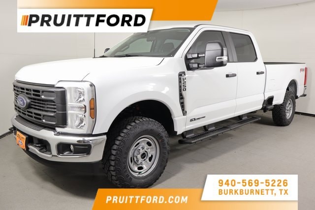 2026 Ford F-250 Super Duty XL's photo