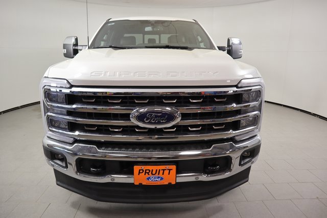 2025 Ford F-250 King Ranch photo 2