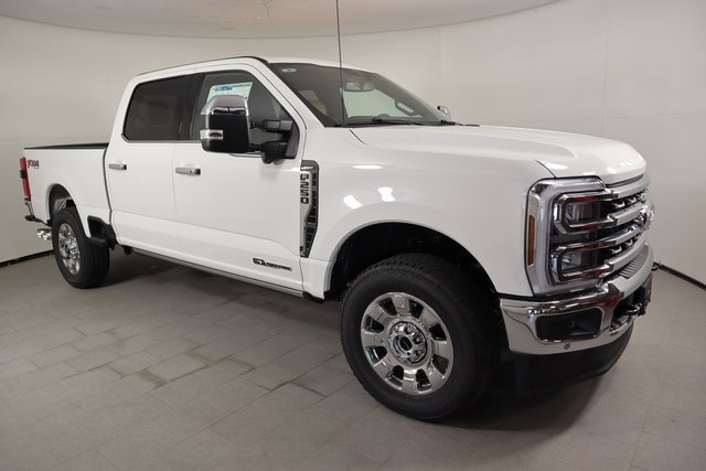 2025 Ford F-250 Lariat photo 3