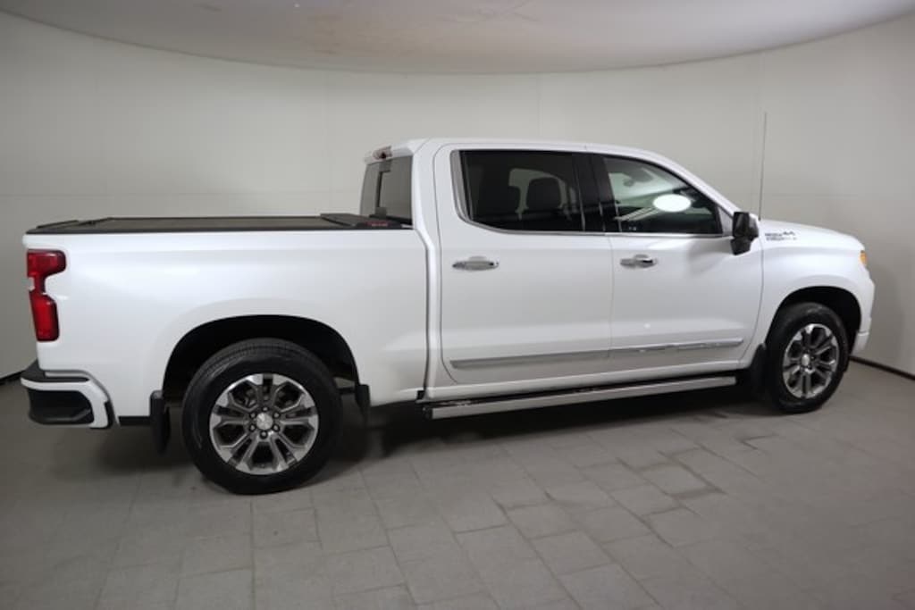 Used 2024 Chevrolet Silverado 1500 High Country Truck Crew Cab