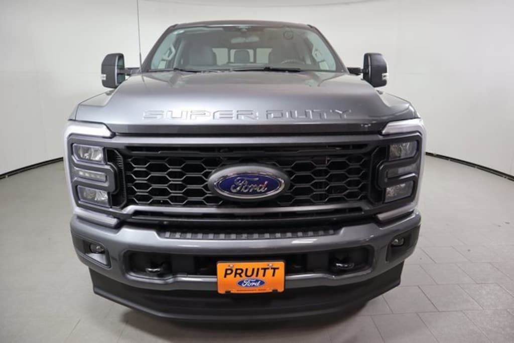 New 2026 Ford F-250  Truck Crew Cab