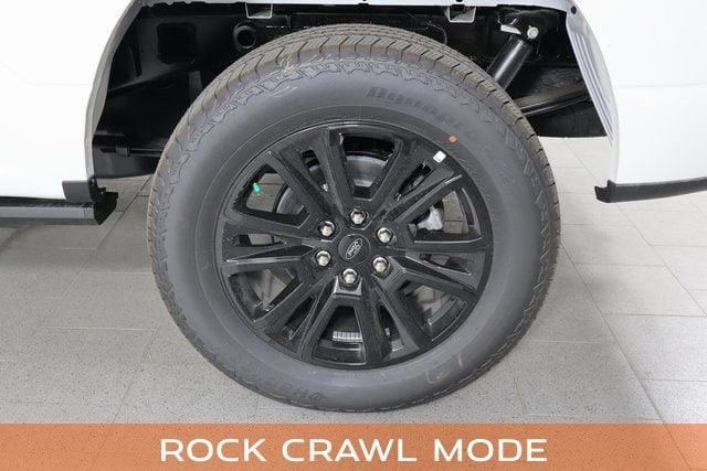 2025 Ford F-150 Platinum - Photo 12