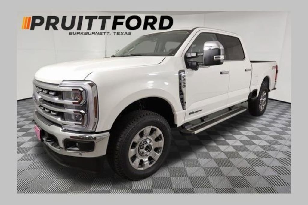 New 2026 Ford F-250 Lariat Truck Crew Cab