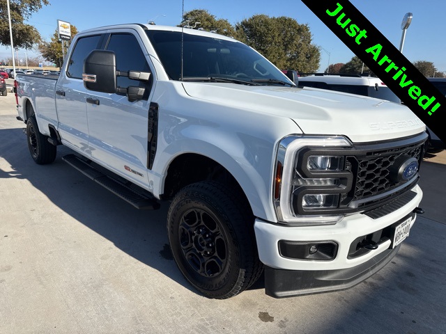 2024 Ford F-350 Super Duty XL's photo