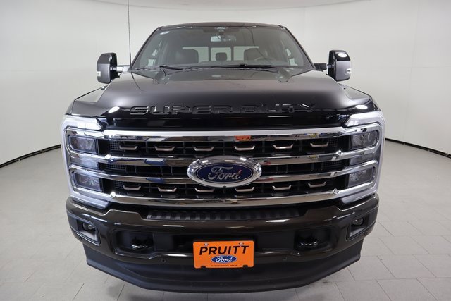 2025 Ford F-250 King Ranch photo 2