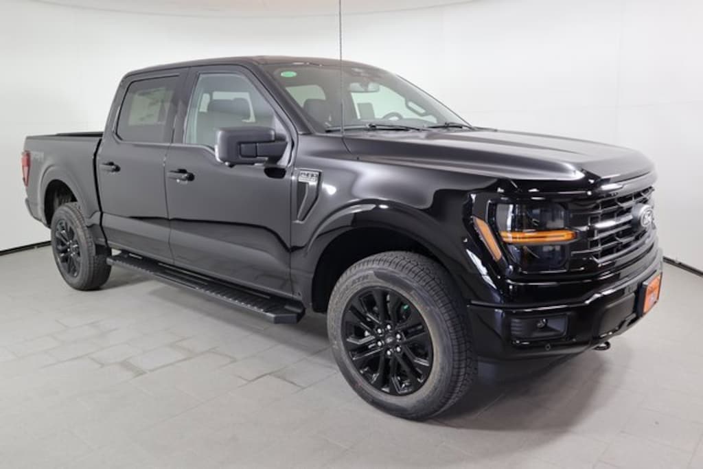 New 2025 Ford F-150 XLT Truck SuperCrew Cab