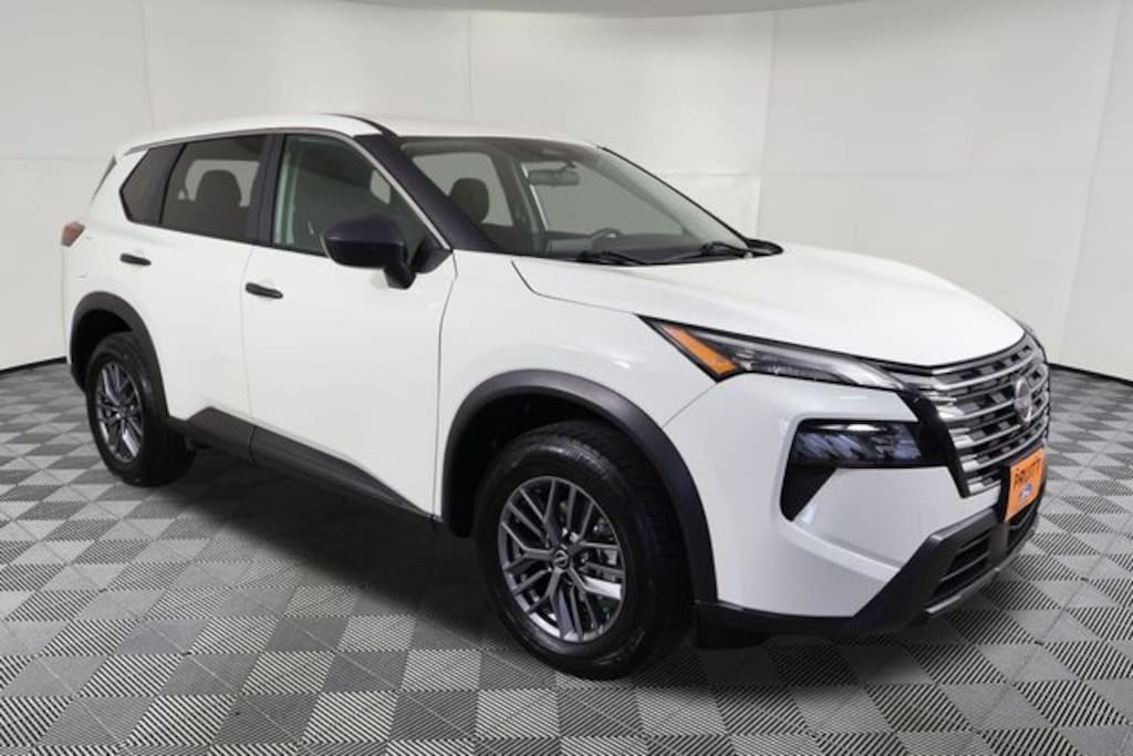 Used 2024 Nissan Rogue S SUV