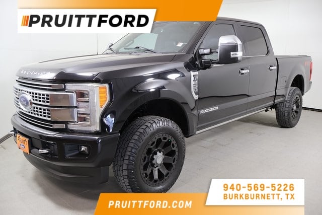 2019 Ford F-250 Super Duty Platinum's photo