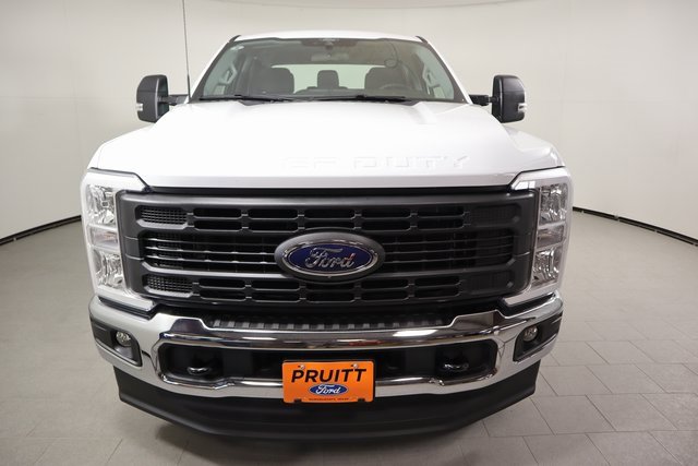 2026 Ford F-250 XL photo 2