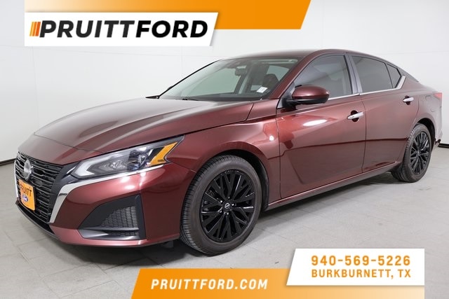 2023 Nissan Altima SV