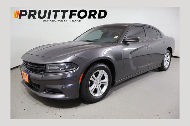 2019 Dodge Charger SXT's photo