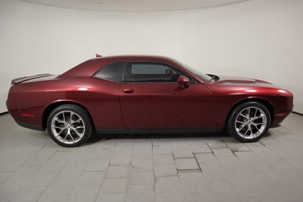 Used 2020 Dodge Challenger SXT Coupe