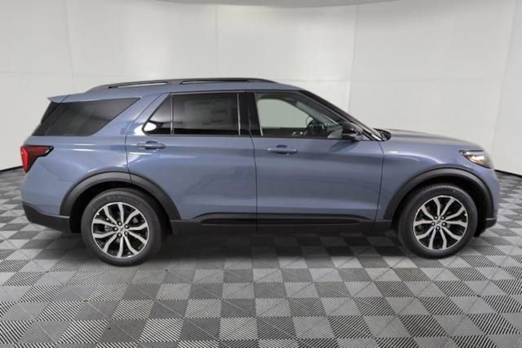 New 2026 Ford Explorer ST-Line SUV