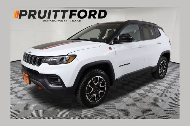 2025 Jeep Compass Trailhawk 4X4's photo