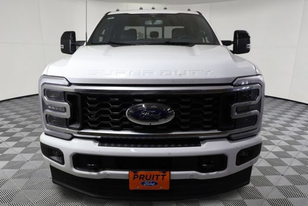 New 2026 Ford F-350 Platinum Truck Crew Cab