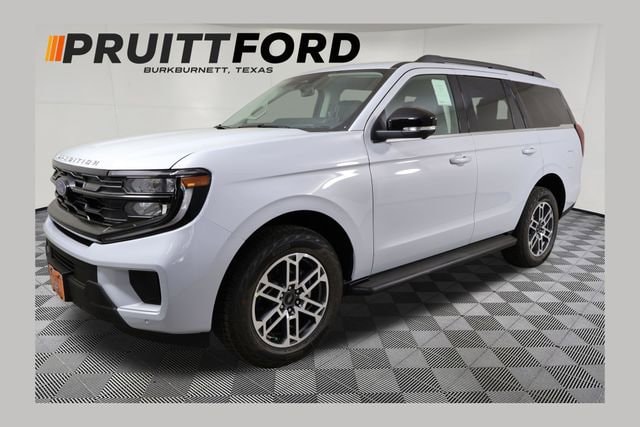 2026 Ford Expedition Active 4x4's photo