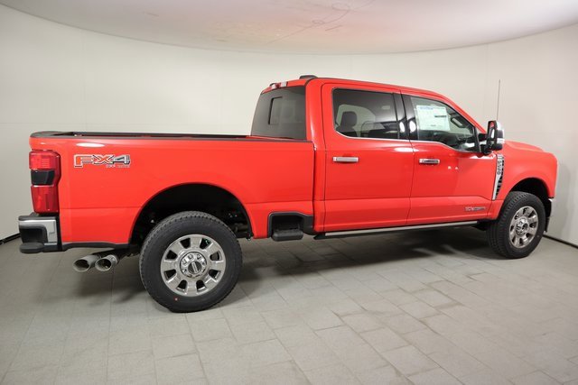 2025 Ford F-250 Lariat photo 4