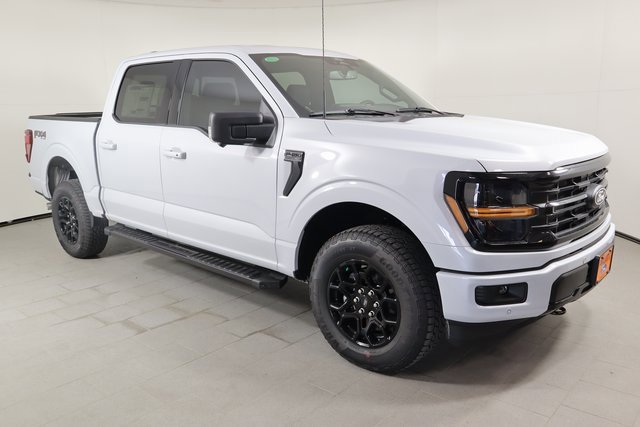 2025 Ford F-150 XLT photo 3