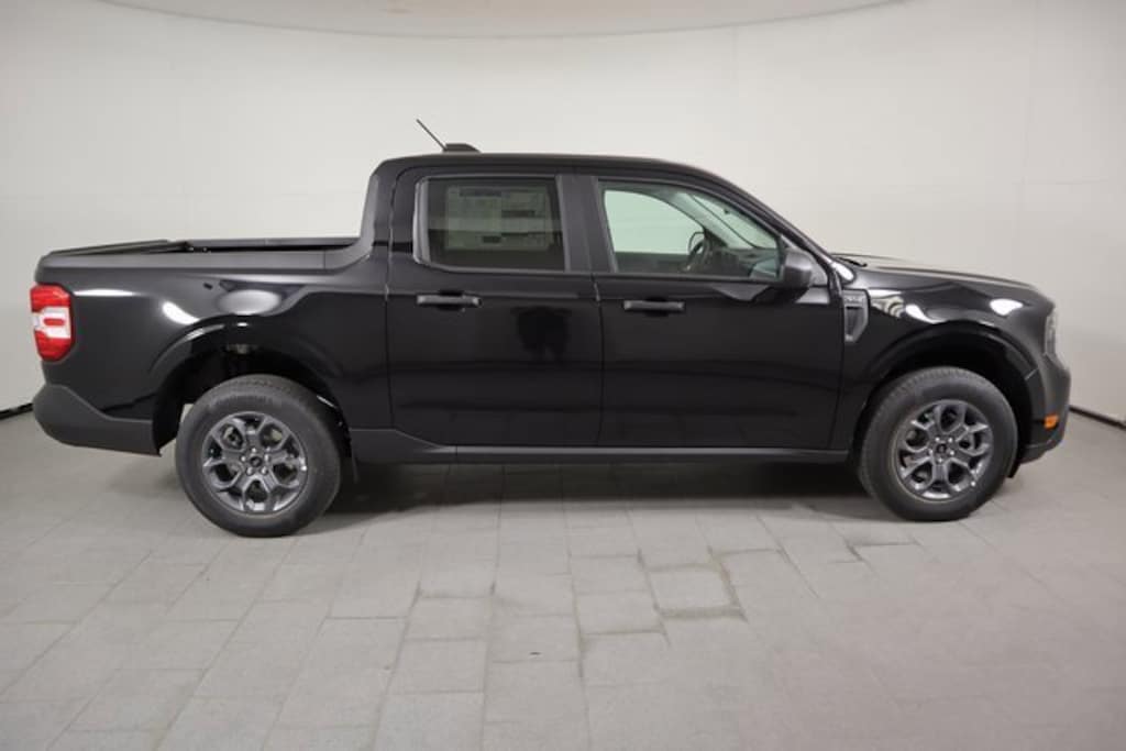 New 2025 Ford Maverick XLT Truck SuperCrew