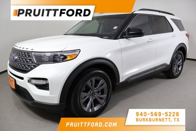 2022 Ford Explorer XLT's photo