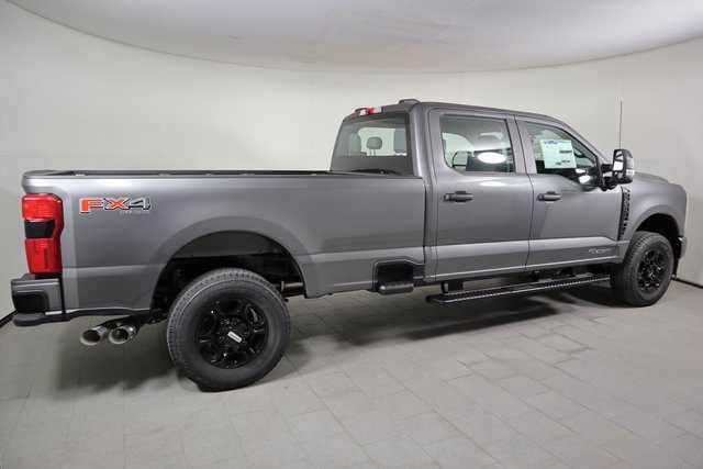 2026 Ford F-250 XL photo 4