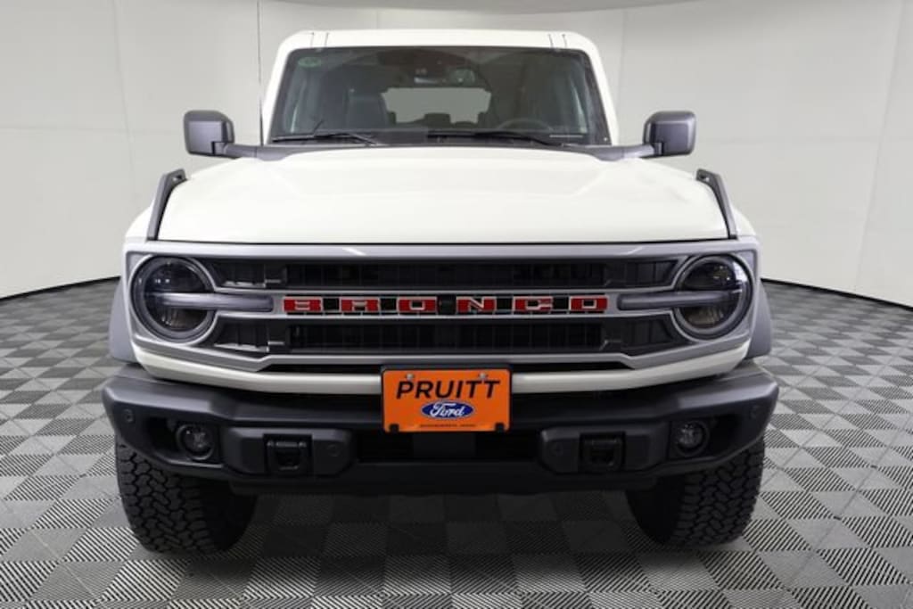 New 2026 Ford Bronco Outer Banks SUV