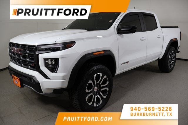 2023 GMC Canyon AT4's photo