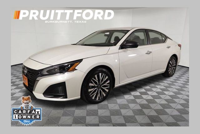 2024 Nissan Altima SV