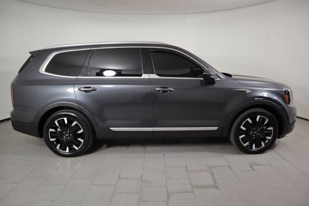 Used 2024 Kia Telluride SX SUV