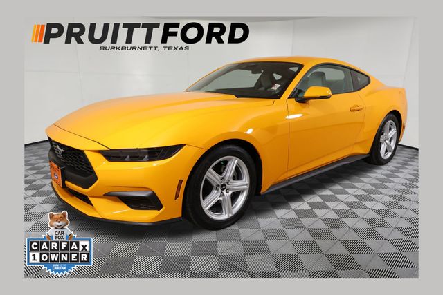2026 Ford Mustang EcoBoost Premium Fastback's photo