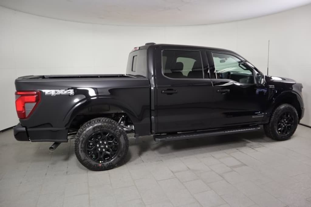 New 2025 Ford F-150 XLT Truck SuperCrew Cab