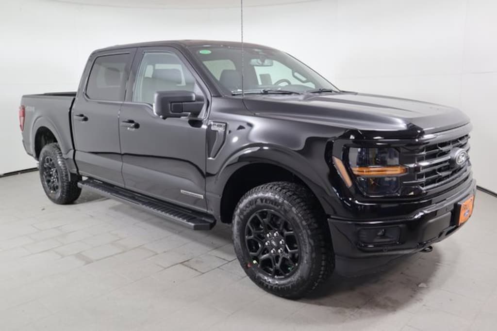 New 2025 Ford F-150 XLT Truck SuperCrew Cab