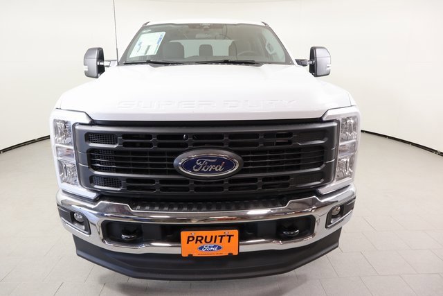 2026 Ford F-250 XL photo 2