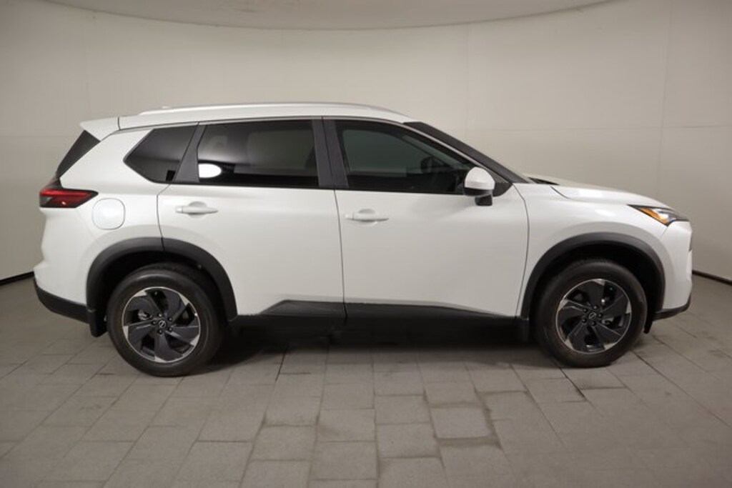 Used 2026 Nissan Rogue SV SUV