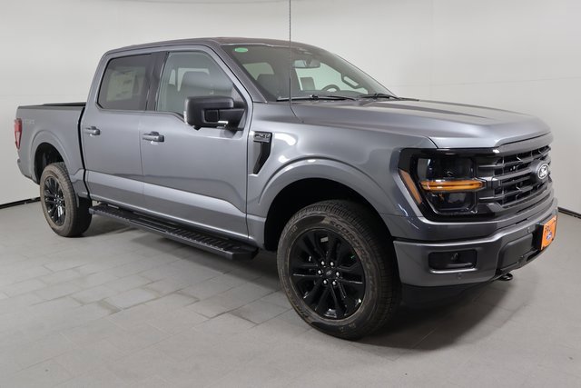 2025 Ford F-150 XLT photo 3