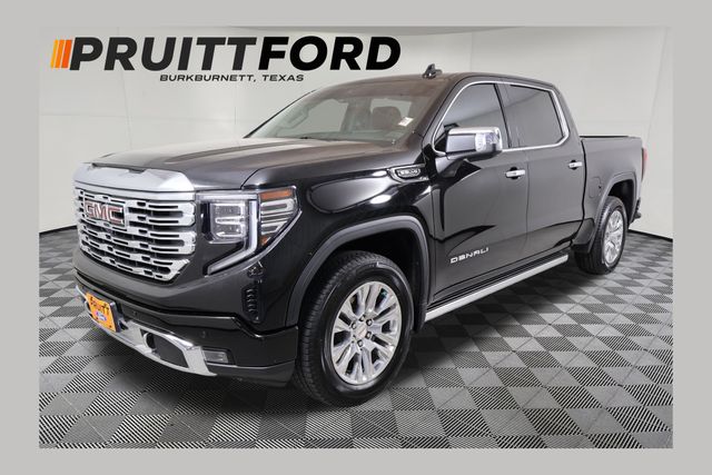 2022 GMC Sierra 4WD Crew Cab Short Box Denali's photo