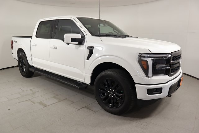 2025 Ford F-150 Lariat photo 3