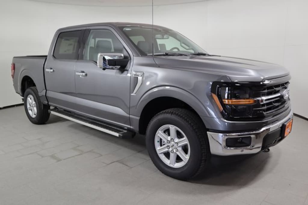 New 2025 Ford F-150 XLT Truck SuperCrew Cab