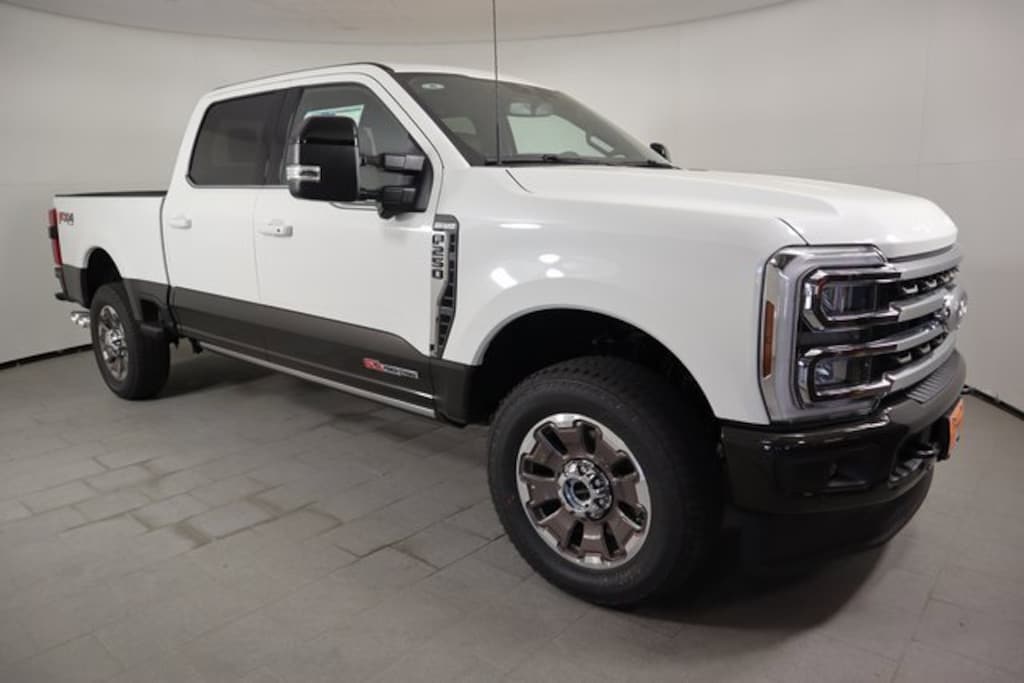 New 2025 Ford F-250 Truck Crew Cab