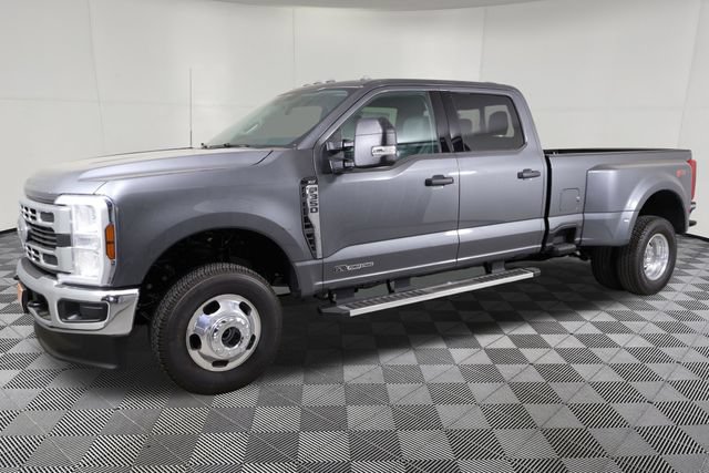 2026 Ford F-350 Super Duty XLT - Photo 9