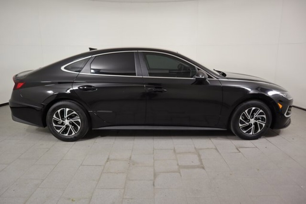 Used 2023 Hyundai Sonata Hybrid Blue Sedan