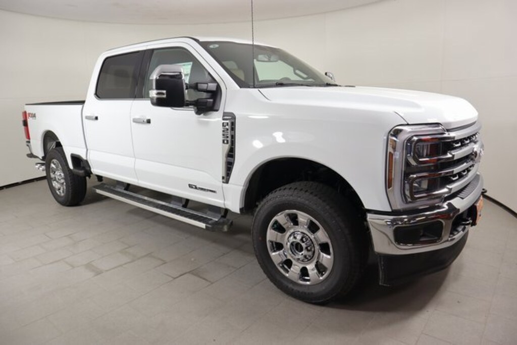 New 2025 Ford F-250 Truck Crew Cab