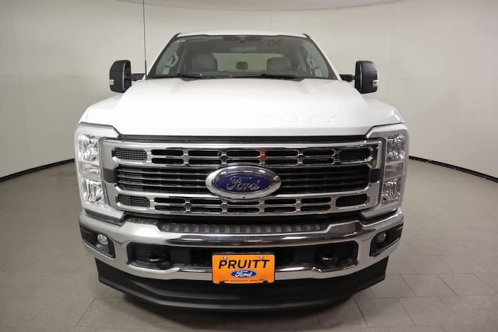 New 2026 Ford F-250 Truck Crew Cab