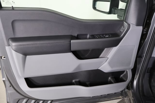 2026 Ford F-350 Super Duty XLT - Photo 14