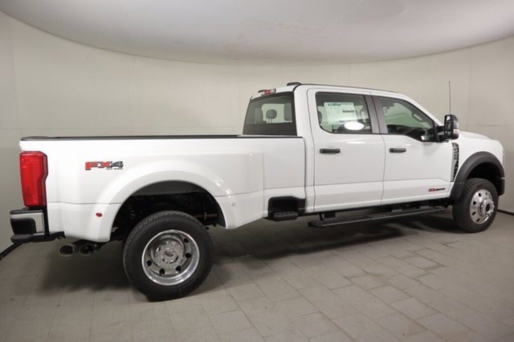 New 2026 Ford F-450 Truck Crew Cab